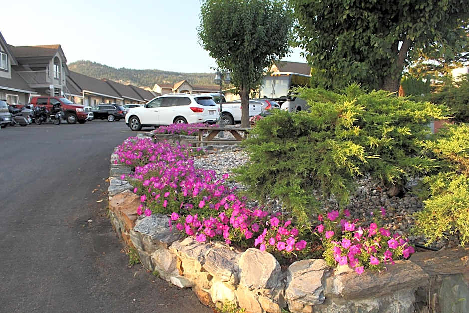 Best Budget Inn & Suites Kamloops