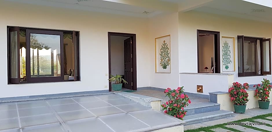 Devraj Villa - Luxury Pool Villa Udaipur