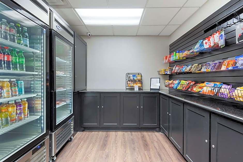 Best Western Plus Arlington North Hotel & Suites