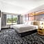 Days Inn & Suites by Wyndham Norton Shores/Muskegon
