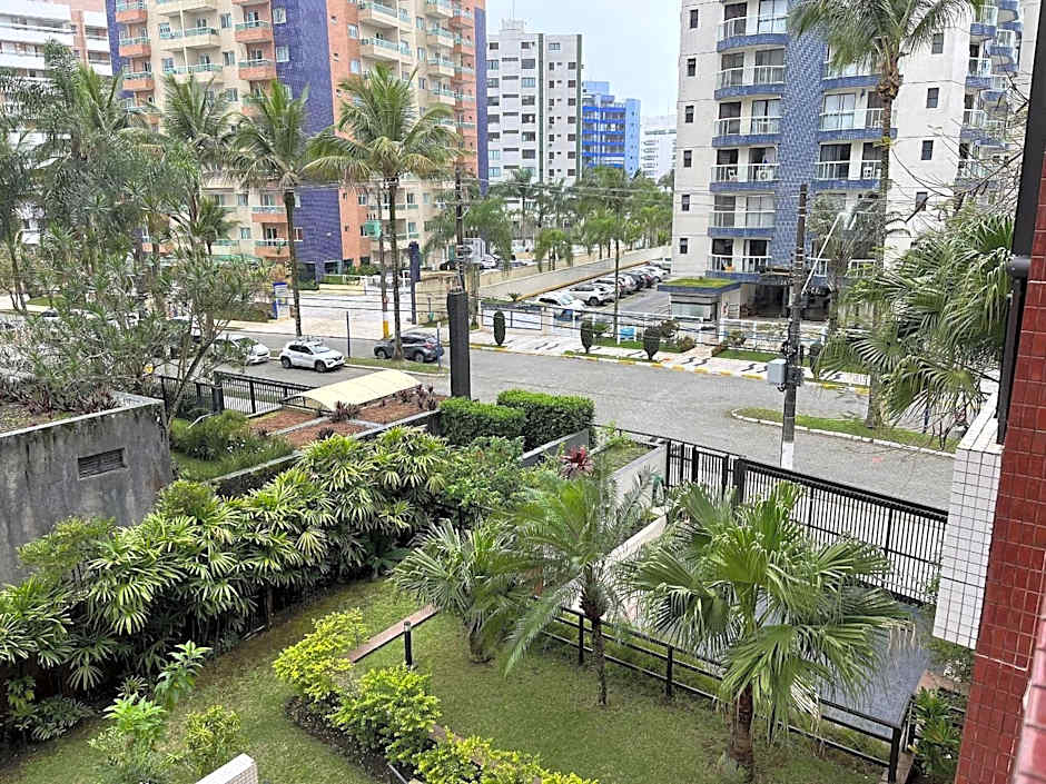 RIVIERA: M6 PRAÇA DAS ARTES 24 Duplex, Perto da Praia, Vista para as Piscinas, 3Dorms+Sala Íntima, 2½Banh, 2Gar, Ar+Ventiladores, Wi-Fi, Tela de Proteção, Varanda com Churrasqueira Ecológica, até 8-9Hóspedes