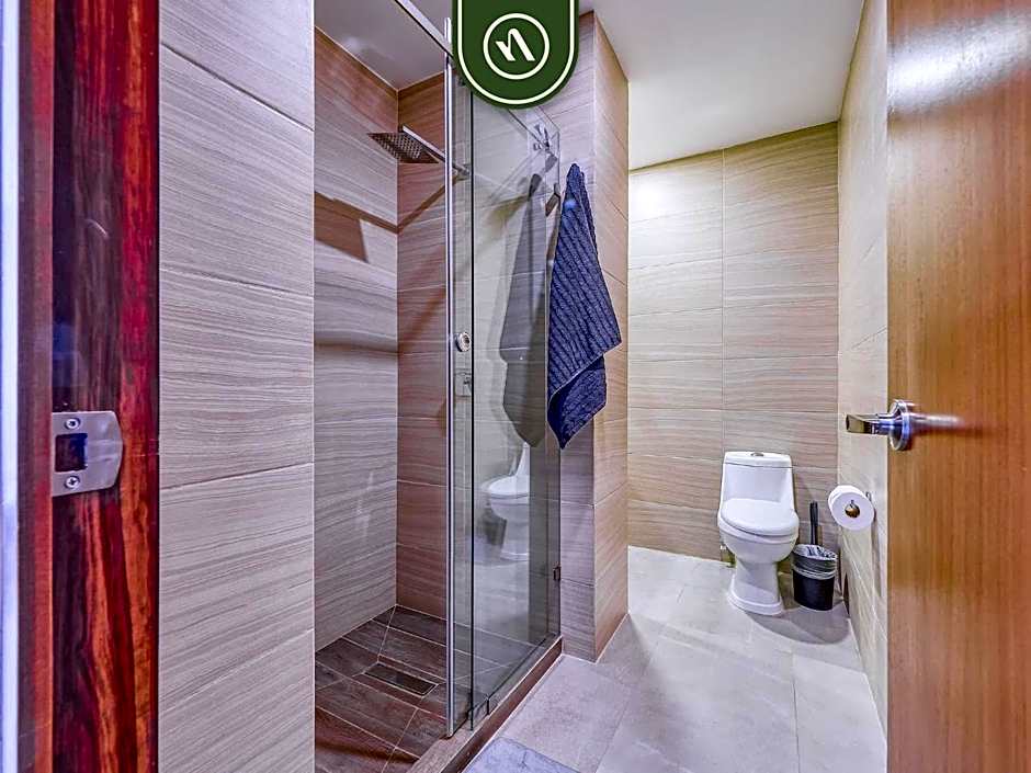 Brand New 2 BR Condo in Versalles - Rooftop Pool