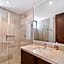 SIELA Oceanfront Luxury 4 BR Villa