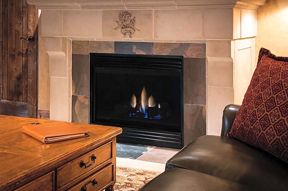 The Chateaux Deer Valley