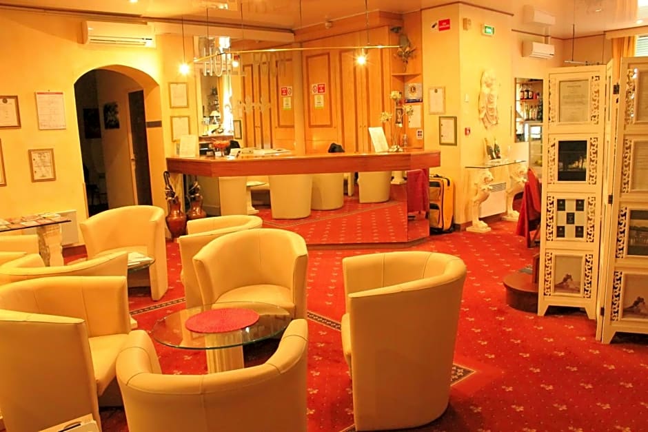 Hotel Foch