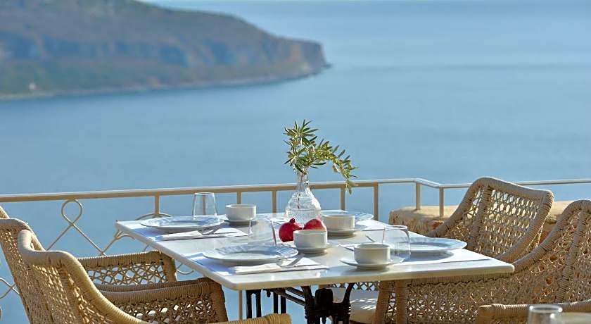 Akrolithi Boutique Hotel & Suites