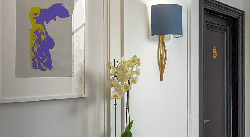 Praxitelous Luxury suites