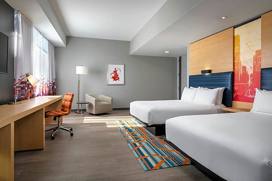 Photo 1 of 3 of 2 Queen Beds Guestroom, Corner, City View