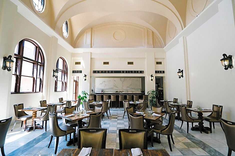 The Esquire Hotel Downtown Gastonia, an Ascend Collection Hotel