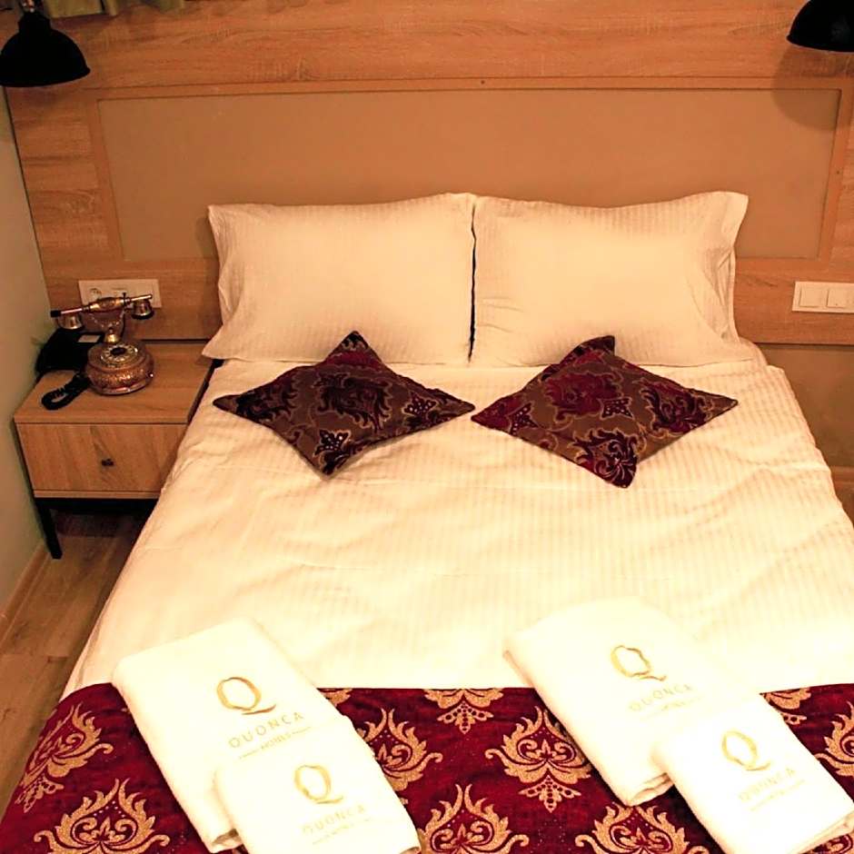 THE LAILA HOTEL