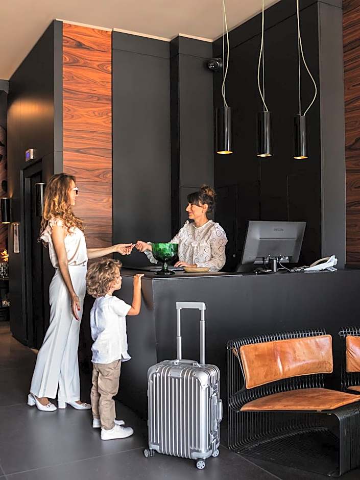 LHotel - face au château - boutique hôtel et séminaires