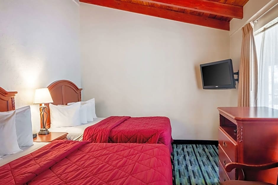Rodeway Inn
