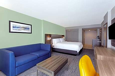 Premium King Room with Sofa Bed - Ocean View/Non-Smoking