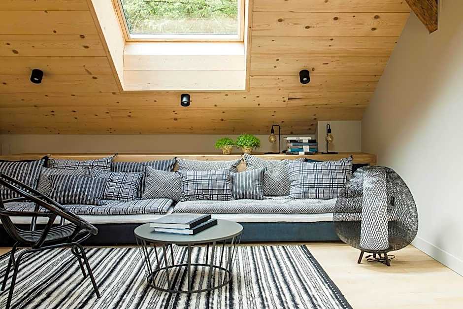 Photo 1 of 7 of Deluxe Suite