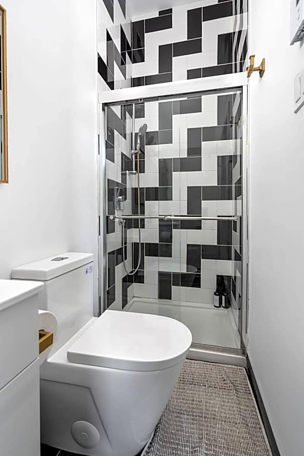 Penfield Suites – Montreal