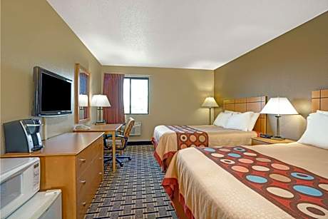 Queen Room with Two Queen Beds - Non-Smoking