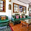 Hotel Candra Adigraha