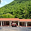 Travelowes Motel - Maggie Valley