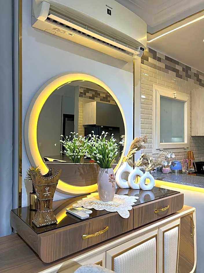 LUXURY HOME Namber 5