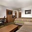 Super 8 by Wyndham Windsor/Dougall