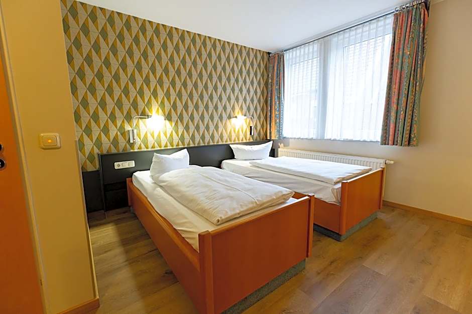Hotel DH VEC, sehr beliebtes & leckeres Frühstück, Self-Check-In