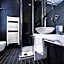 Q Hotel