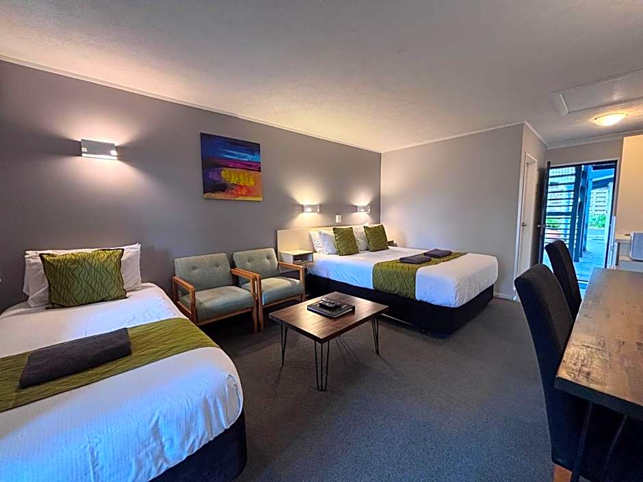 Wrights by the Sea Motel