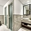 Bitzaro Boutique Hotel