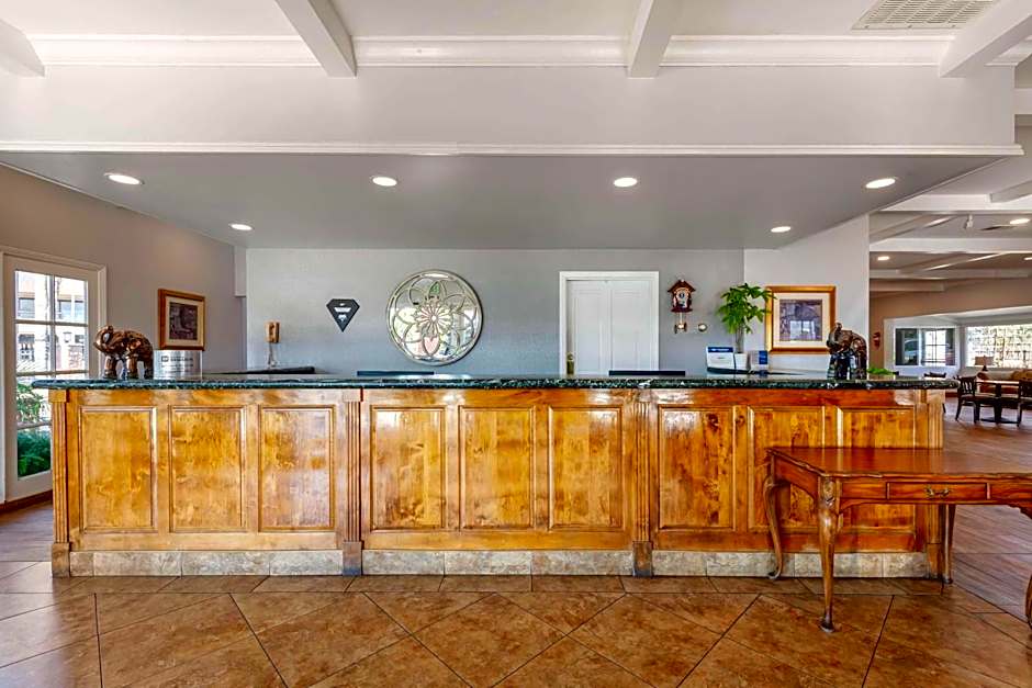 Best Western Plus Hill House