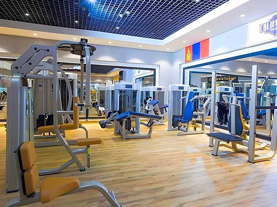 Chinggis Khaan Hotel