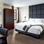 Joinery Hotel Pittsburgh, Curio Collection by Hilton