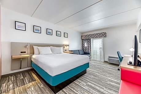 King Room with Balcony