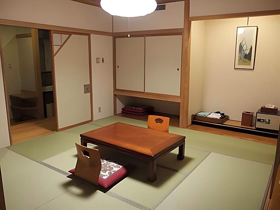 Hakuba Onsen Ryokan Shirouma-So