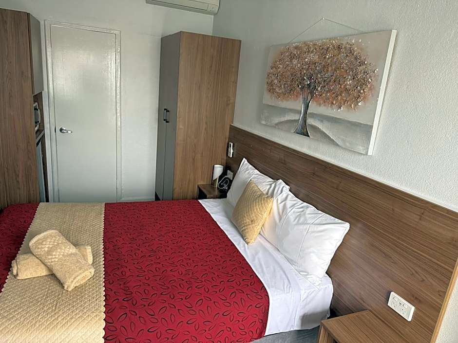 Wattle Tree Motel