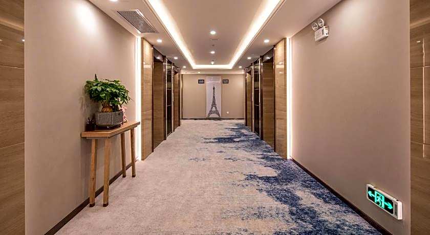 China Mayors Plaza Hotel