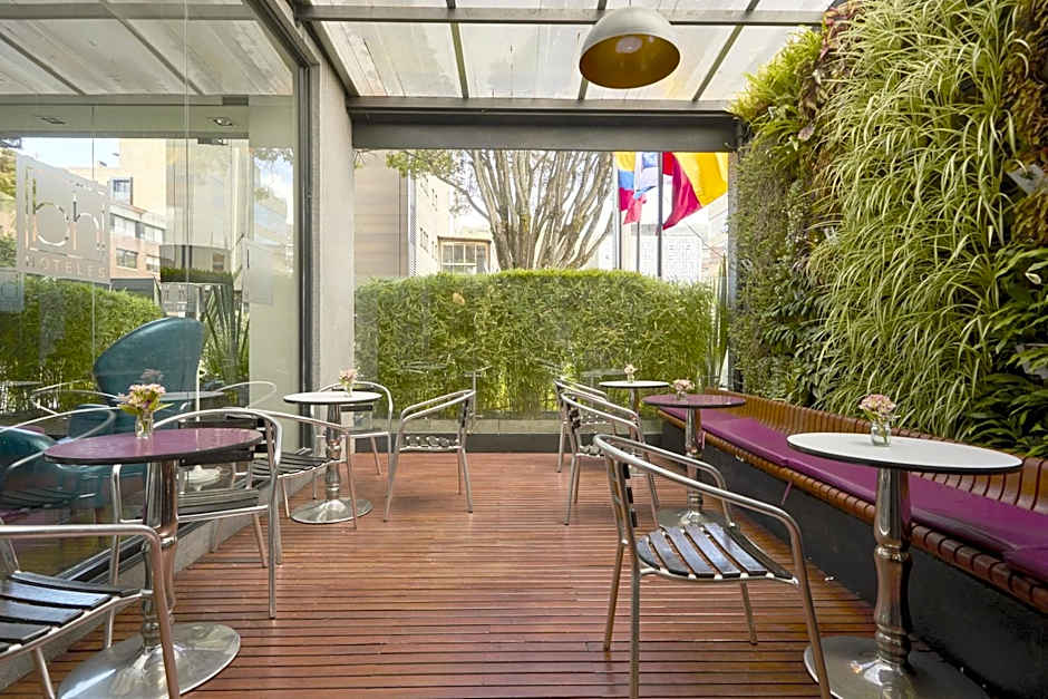 Hotel bh Parque 93