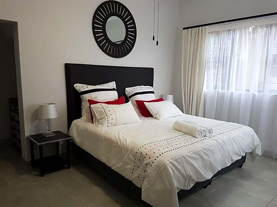 4 Bedroom house with lovely sea views.
