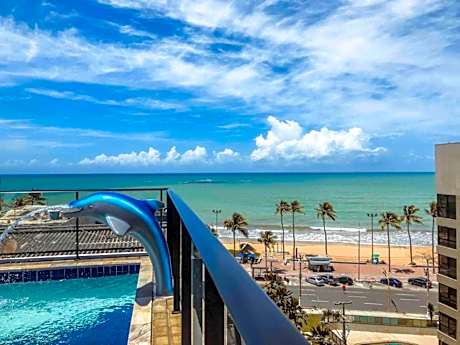 AMETISTA 2 - 101 · A-01: Apê equipado e estiloso na praia de Jatiúca