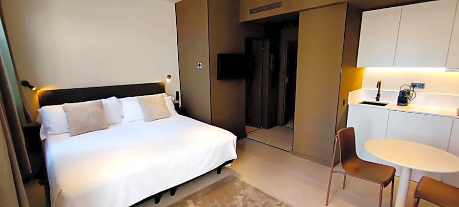 Senator Barcelona Apartments