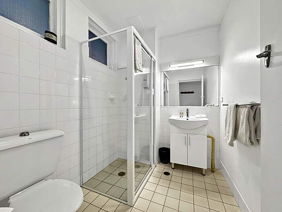 Golden Sands Motor Inn