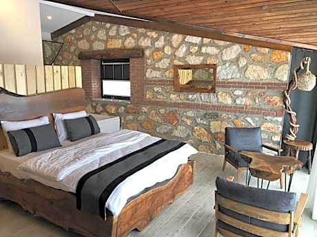 King Room with Mountain View