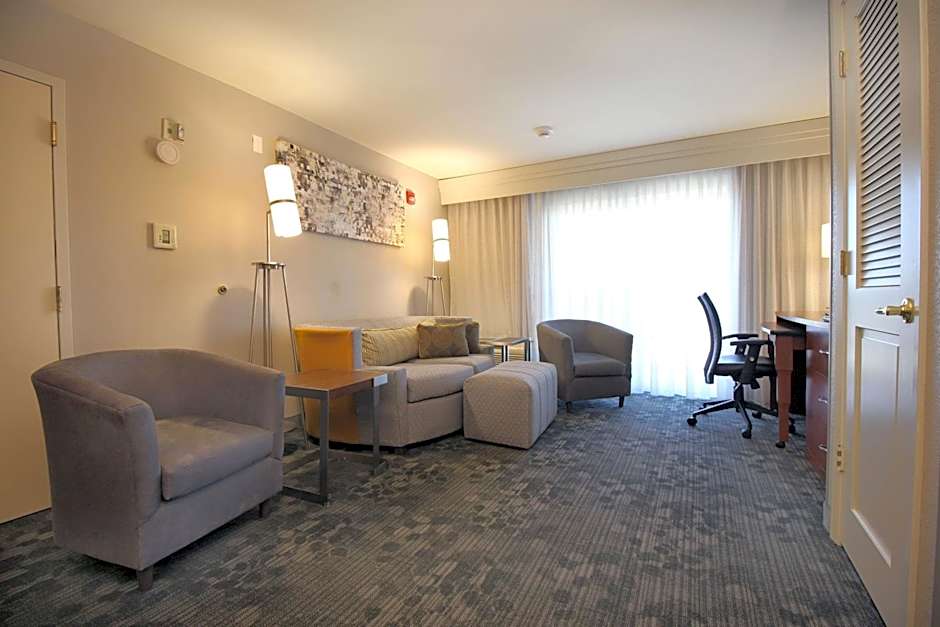 Courtyard by Marriott Merced