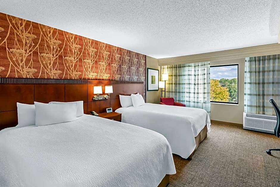 Sonesta Essential Junction City