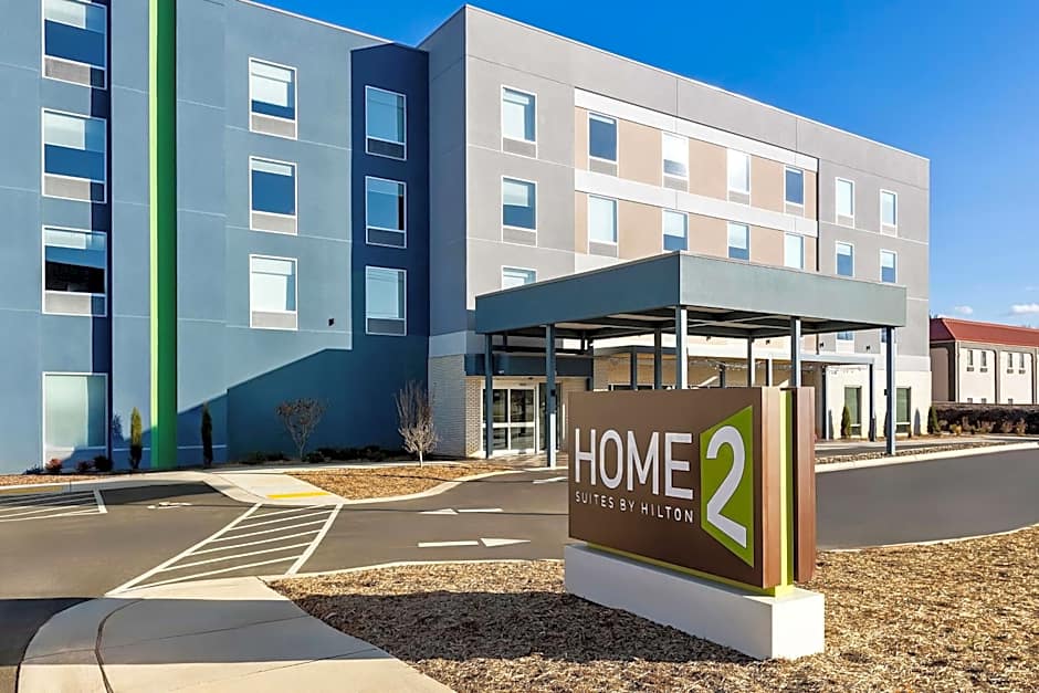 Home2 Suites by Hilton Hendersonville