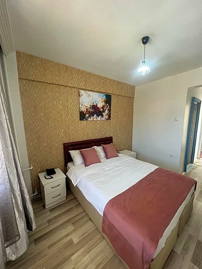 Photo 1 of 5 of 1 Double Bed or 2 Beds, Balcony