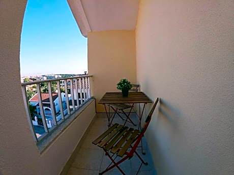 Quadruple Room with Private Bathroom