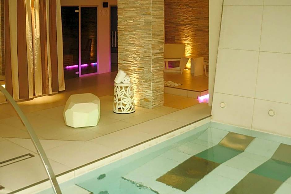 Hotel Parigi 2 & Spa