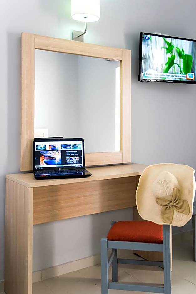 Hera Zakynthos Hotel