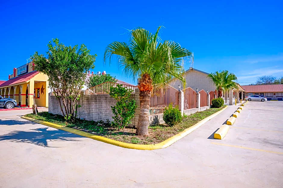 Pleasanton Executive Inn By OYO