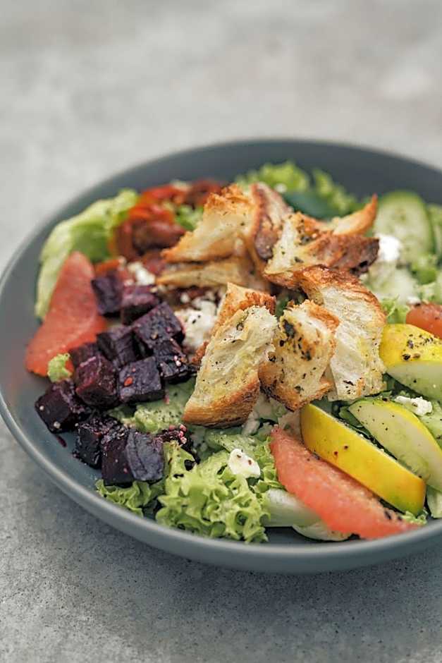 Sunrock Hotel & Suites